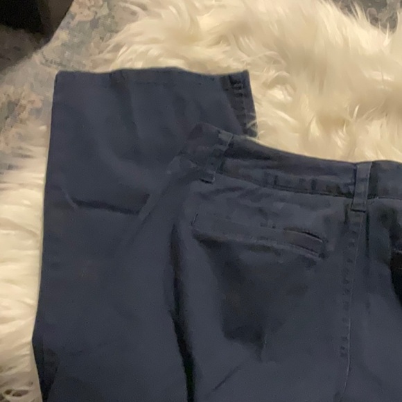 Izod Jeans Women’s Capri Pants - Picture 8 of 9